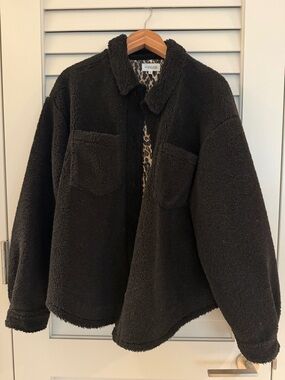 Sincerely Jules by Bandier Black Sherpa Jacket with Leopard Print Lining S/P